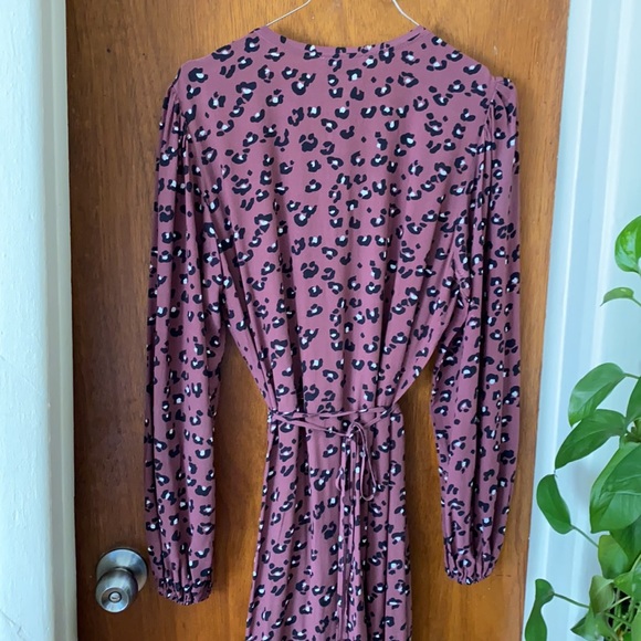 Need dress size small new with tag - Picture 10 of 11
